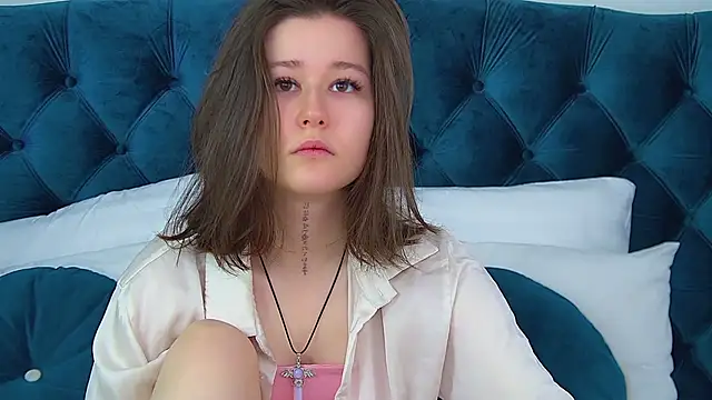 MiaJoys online show from November 28, 6:10 pm