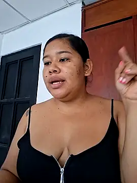 Sarahy- online show from June 3, 1:36 pm