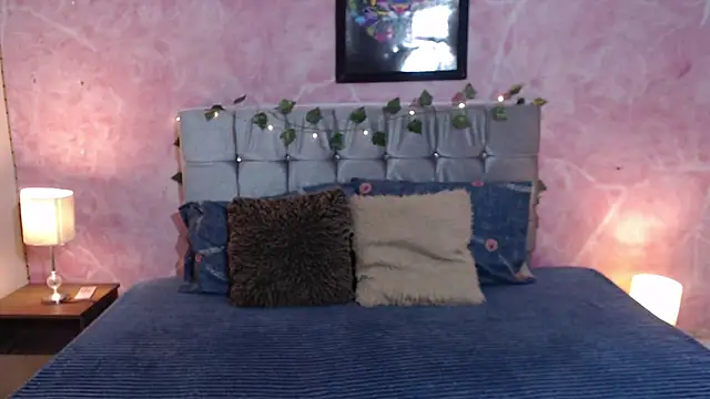 DUVAN MONTES online show from November 13, 1:10 pm