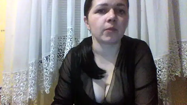 Vitalina282128 online show from February 12, 12:27 am