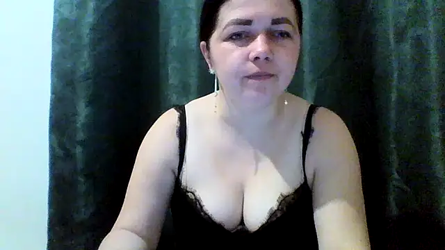 Vitalina282128 online show from April 24, 8:55 pm