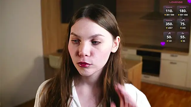 BelvaCaimi online show from December 4, 5:28 am