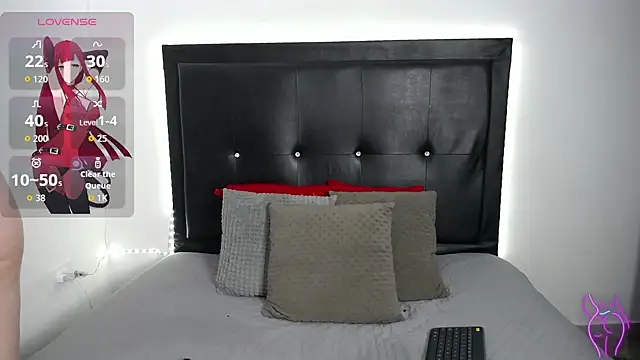 perla stone 20 online show from January 16, 8:46 pm