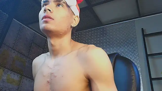 PeterSanders1 online show from December 4, 11:19 am