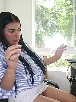 ViolettaWalton1 online show from February 12, 2:23 pm