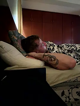 Lucasjandre online show from January 8, 9:55 am