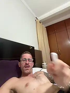 Lucasjandre online show from May 16, 12:40 am