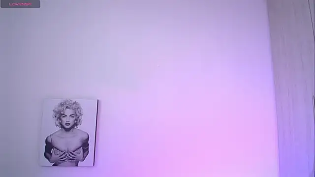 Millie bobby online show from June 25, 6:56 pm