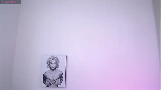 Millie bobby online show from July 4, 6:58 pm