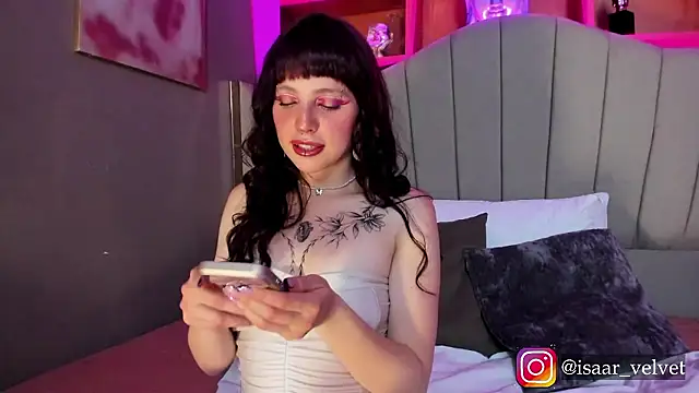 Velvet Dreamss online show from January 11, 3:44 am