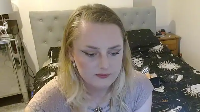 Tatted emi online show from March 6, 9:44 pm