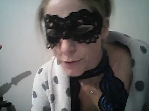 MelleEloa online show from November 29, 9:40 pm