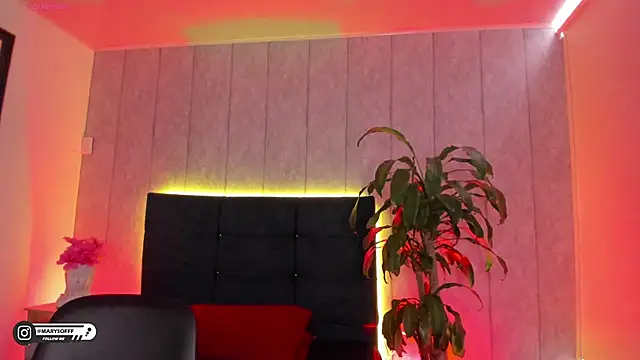 Snapshot of marysofff chatting on November 17, 9:53 pm marysofff online show from November 17, 9:53 pm