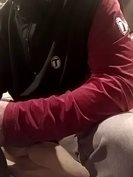 Snapshot of kam580 chatting on November 30, 3:32 am kam580 online show from November 30, 3:32 am