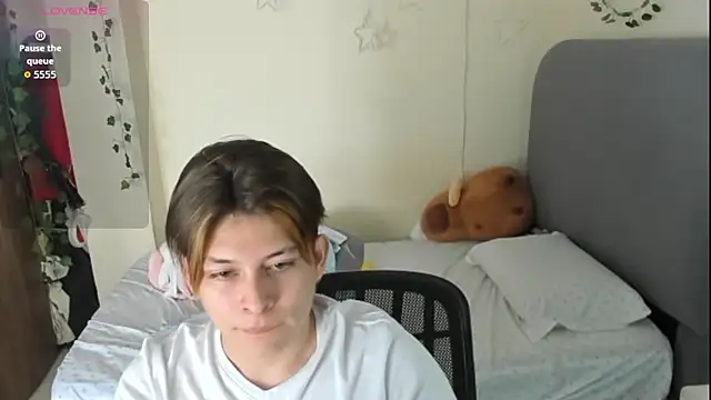 Snapshot of Felix_kitty chatting on November 13, 7:02 pm Felix kitty online show from November 13, 7:02 pm