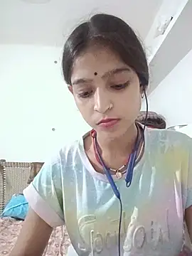 Snapshot of Mohnicute chatting on June 1, 7:04 pm Mohnicute online show from June 1, 7:04 pm