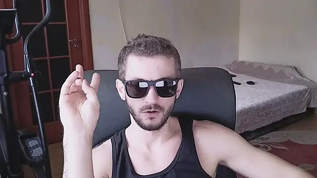 Snapshot of 333Alone_in_theDark777 chatting on December 1, 7:35 am 333Alone in theDark777 online show from December 1, 7:35 am