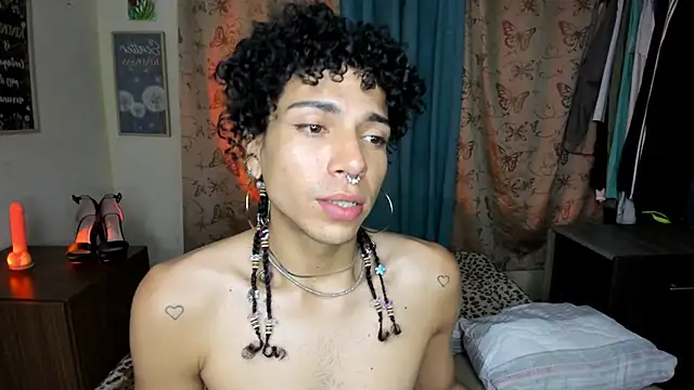 Angel White25 online show from June 9, 5:41 am