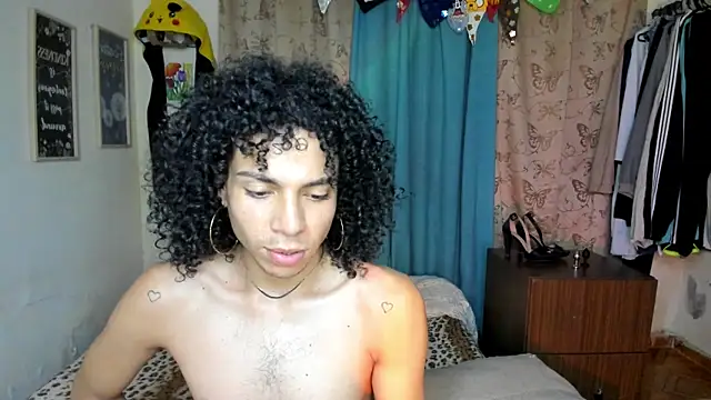 Angel White25 online show from July 22, 2:47 am