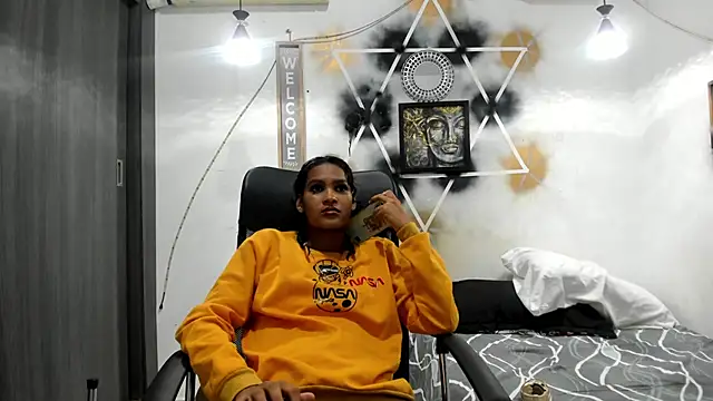 eliana prince online show from December 1, 3:44 am