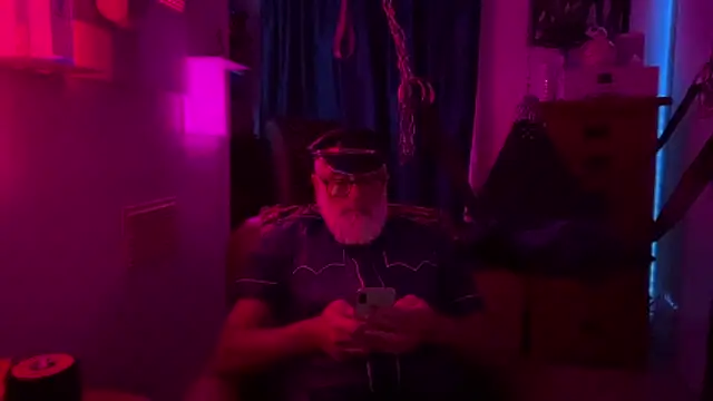 LeatherSdaddy online show from May 8, 2:28 am