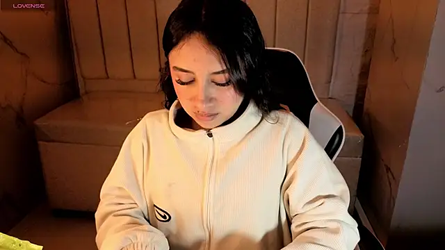 Juliana Tx online show from January 13, 12:54 pm