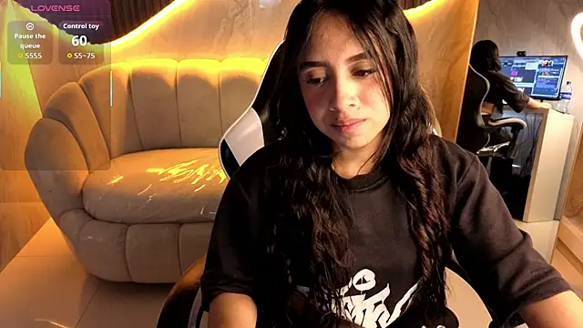 Juliana Tx online show from March 17, 3:33 am