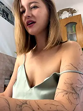 yourladyMary online show from November 28, 12:24 am