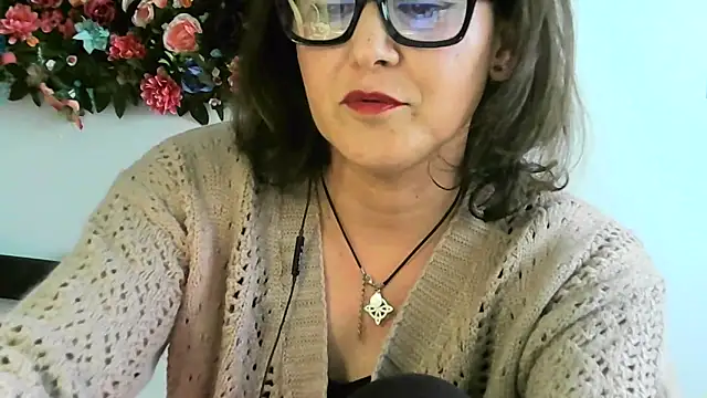 Snapshot of zaidapink1990 chatting on March 7, 2:14 pm zaidapink1990 online show from March 7, 2:14 pm