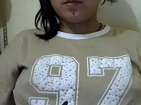 Anika Singh online show from April 27, 2:48 pm
