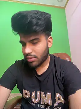 Snapshot of hotyyyyjonny chatting on May 18, 3:13 am hotyyyyjonny online show from May 18, 3:13 am