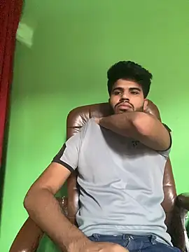Snapshot of hotyyyyjonny chatting on May 23, 1:11 am hotyyyyjonny online show from May 23, 1:11 am