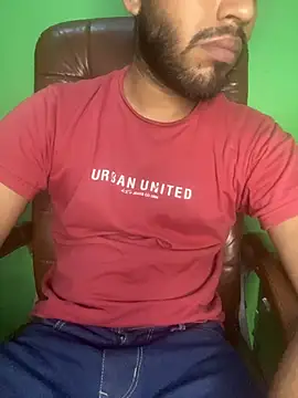 Snapshot of hotyyyyjonny chatting on June 4, 4:13 pm hotyyyyjonny online show from June 4, 4:13 pm