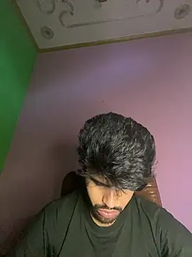 Snapshot of hotyyyyjonny chatting on July 8, 3:44 am hotyyyyjonny online show from July 8, 3:44 am