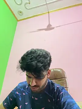 Snapshot of hotyyyyjonny chatting on July 20, 4:27 am hotyyyyjonny online show from July 20, 4:27 am