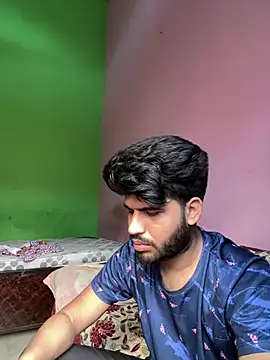 Snapshot of hotyyyyjonny chatting on July 27, 6:20 am hotyyyyjonny online show from July 27, 6:20 am