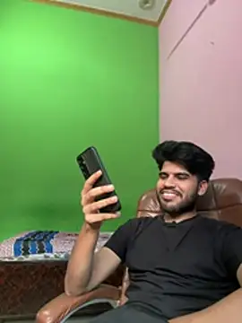 Snapshot of hotyyyyjonny chatting on July 28, 12:48 pm hotyyyyjonny online show from July 28, 12:48 pm