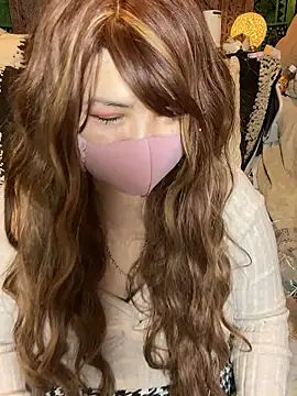 Snapshot of oxLILxMELOxo chatting on November 18, 1:04 pm oxLILxMELOxo online show from November 18, 1:04 pm