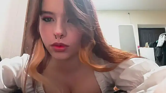 AwnyGrub online show from November 14, 4:38 pm