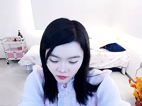 Snapshot of Shaurk chatting on December 16, 2:49 am Shaurk online show from December 16, 2:49 am