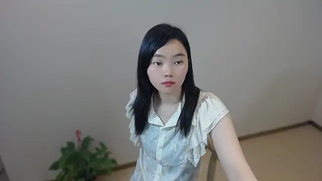 Snapshot of Shaurk chatting on March 6, 9:28 am Shaurk online show from March 6, 9:28 am