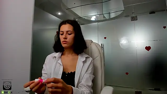 anna firee online show from November 24, 7:08 am