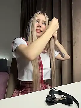 Olivia1Taylor1 online show from November 27, 7:10 am