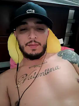 Snapshot of mohamedkarimm chatting on December 2, 2:12 pm mohamedkarimm online show from December 2, 2:12 pm