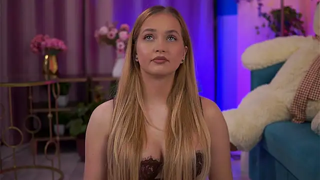 ElyssawetXX online show from January 15, 7:28 pm