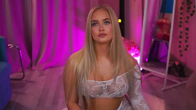 ElyssawetXX online show from July 4, 7:09 pm