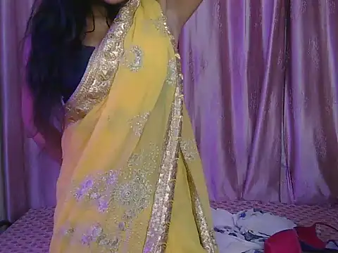 shivani-kumari21 online show from November 15, 4:14 pm