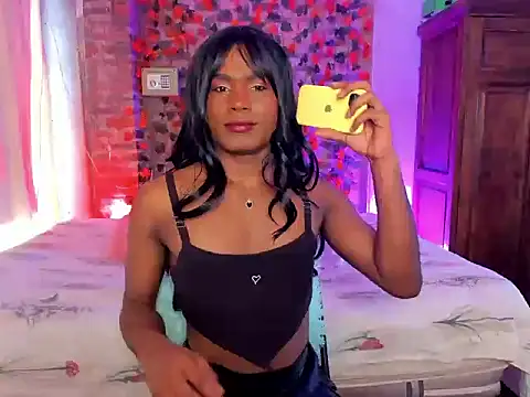 LaGoldenBitch online show from November 24, 12:16 pm