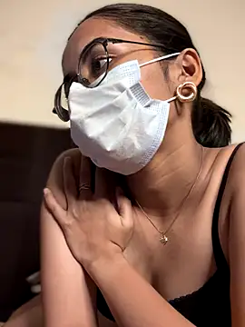 Snapshot of Hotrupali_19 chatting on November 30, 10:08 am Hotrupali 19 online show from November 30, 10:08 am