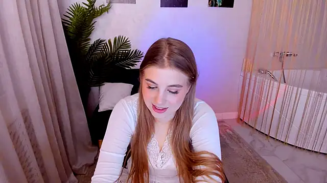 GoldenMirage online show from December 2, 11:15 am